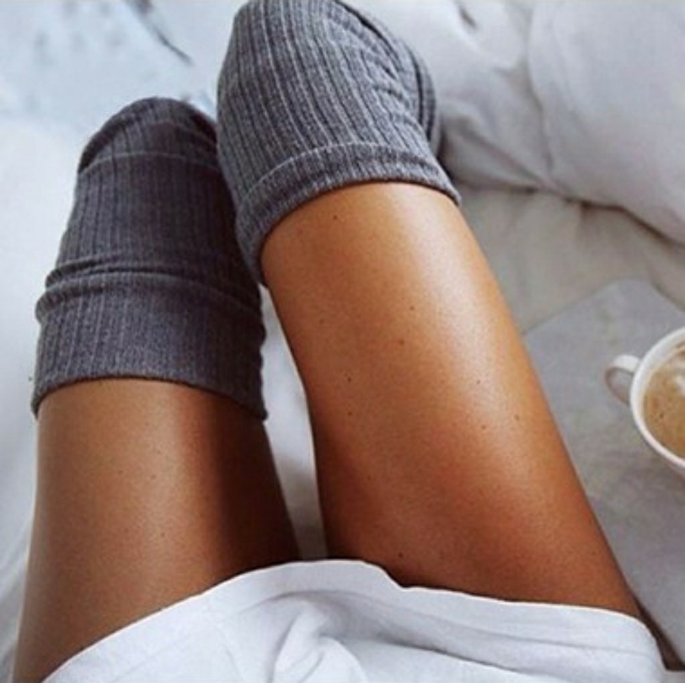 NWT Heather Grey Knee Socks